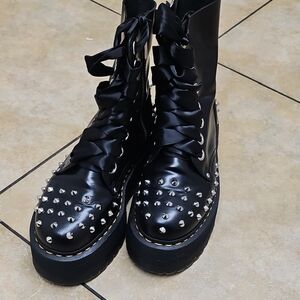 Dr. Martens Jadon Max Stud